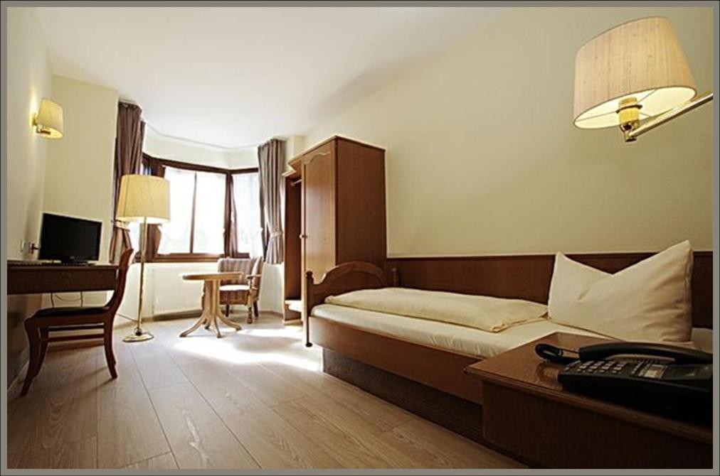 Hotel Baeren Leimen  Extérieur photo
